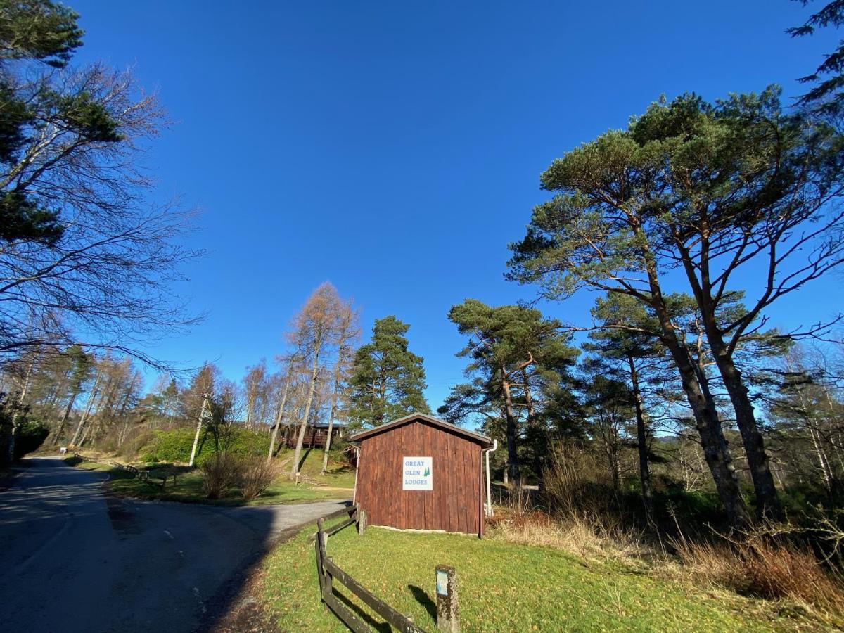 Great Glen Holidays - Chalets Fort William Exterior photo